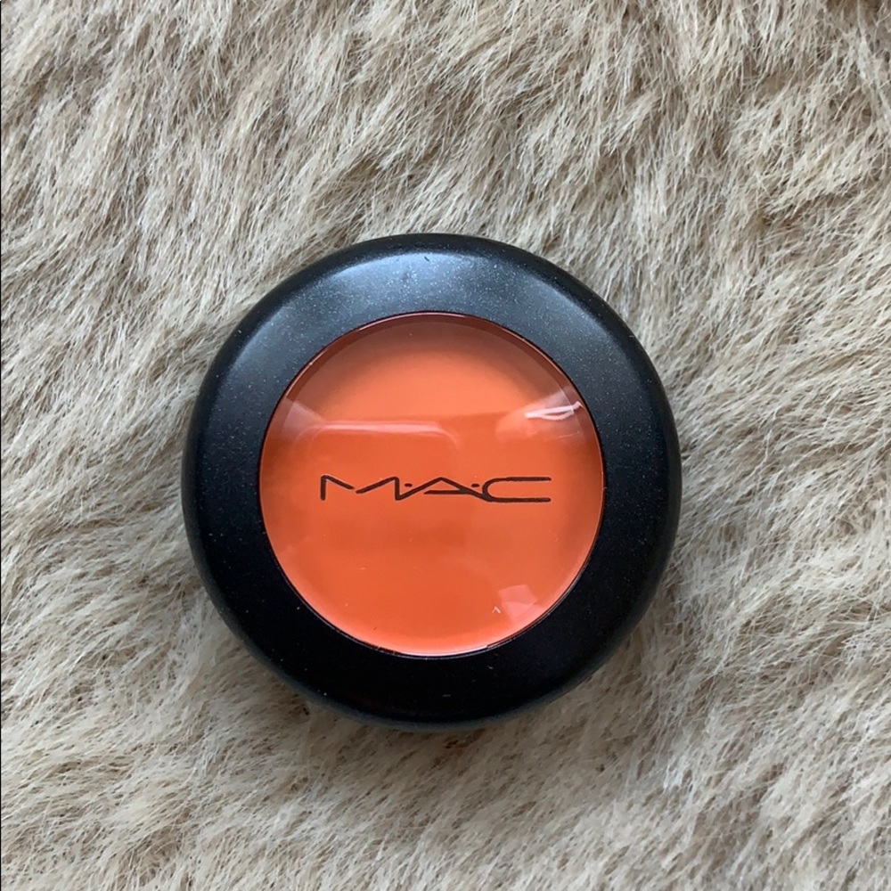 Mac Skin Corrector - Picture 3 of 3